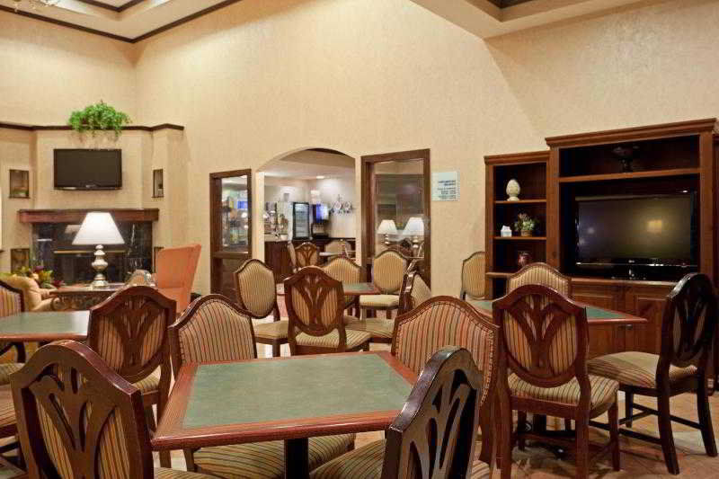 波士顿米尔福德智选假日酒店 餐厅 照片